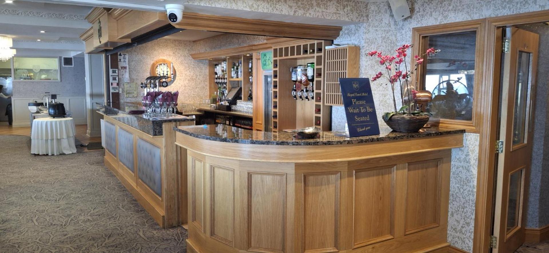 Royal Court Hotel Portrush Exterior foto