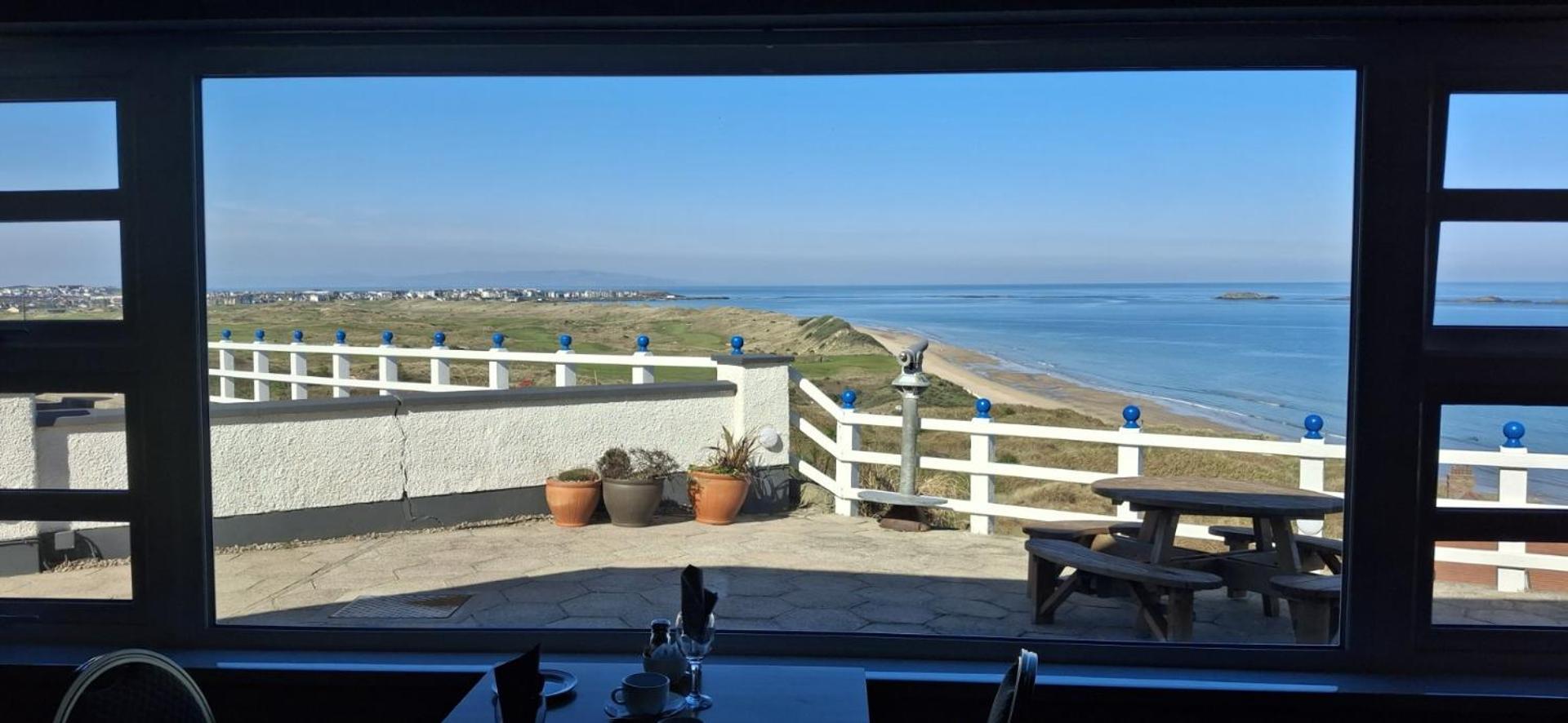Royal Court Hotel Portrush Exterior foto