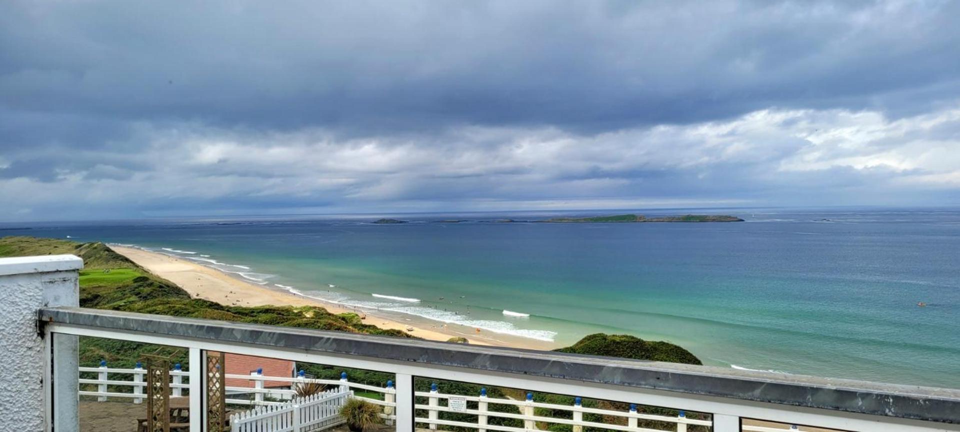 Royal Court Hotel Portrush Exterior foto